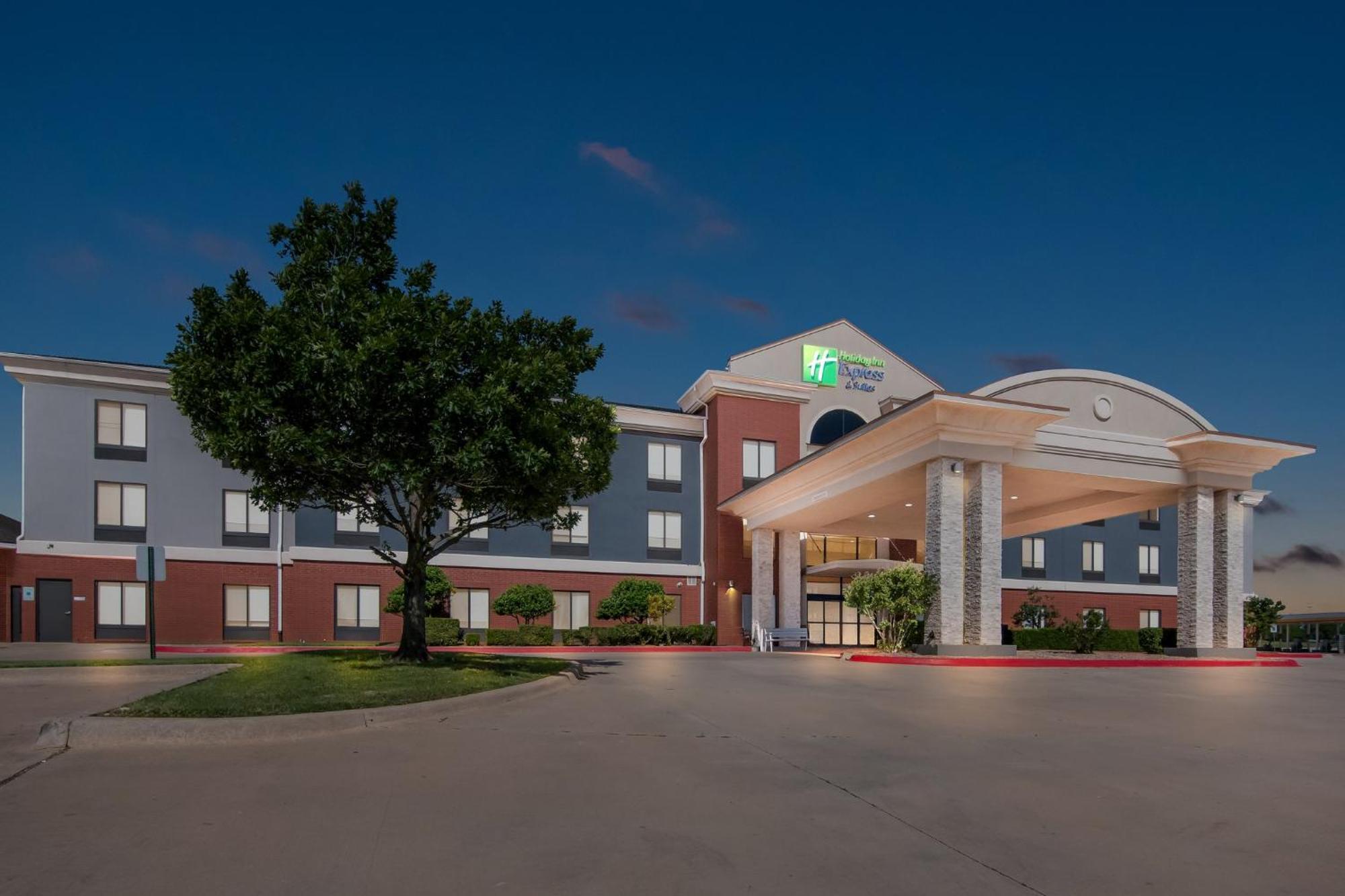 Holiday Inn Express & Suites Perry By Ihg Экстерьер фото