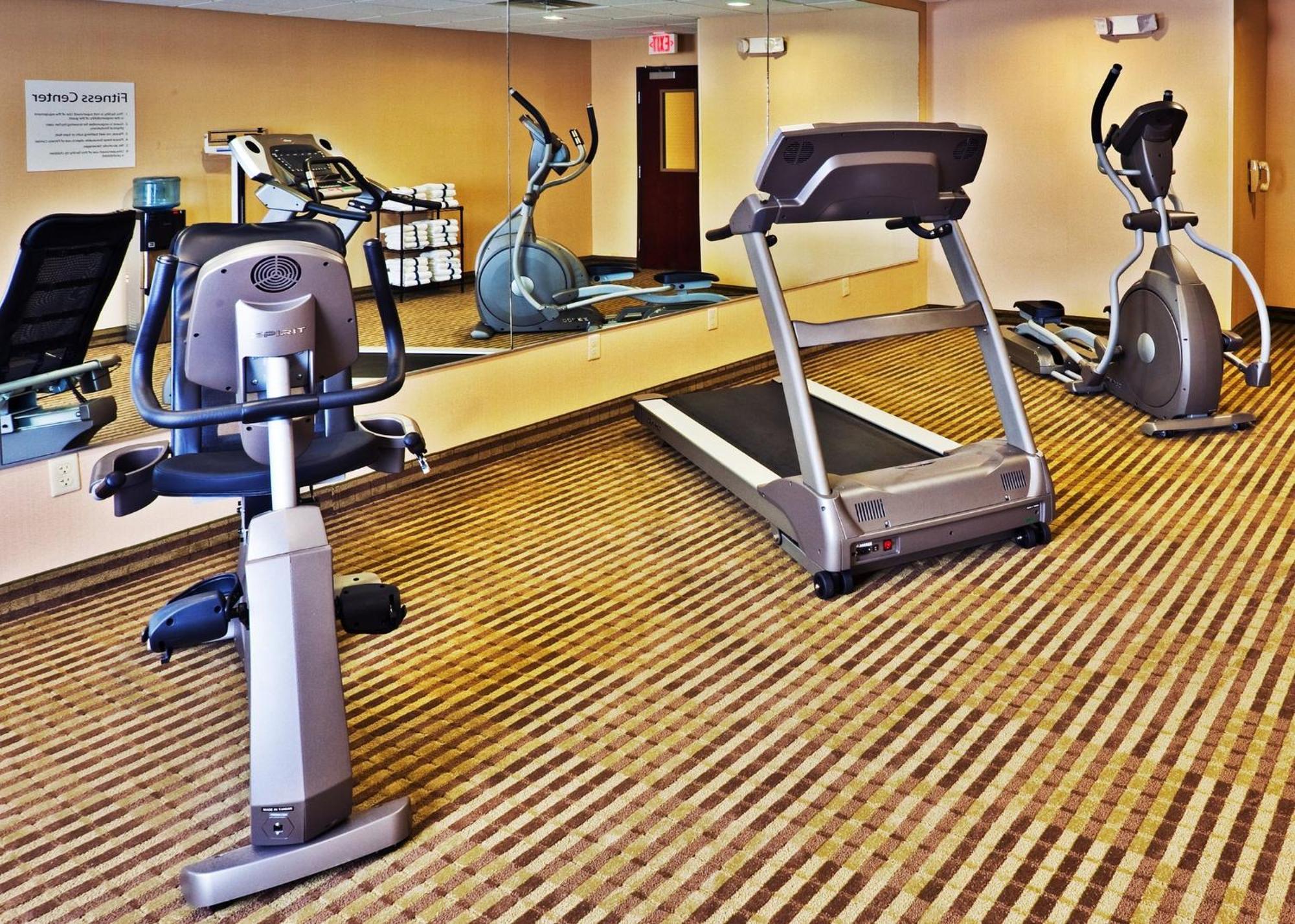 Holiday Inn Express & Suites Perry By Ihg Экстерьер фото